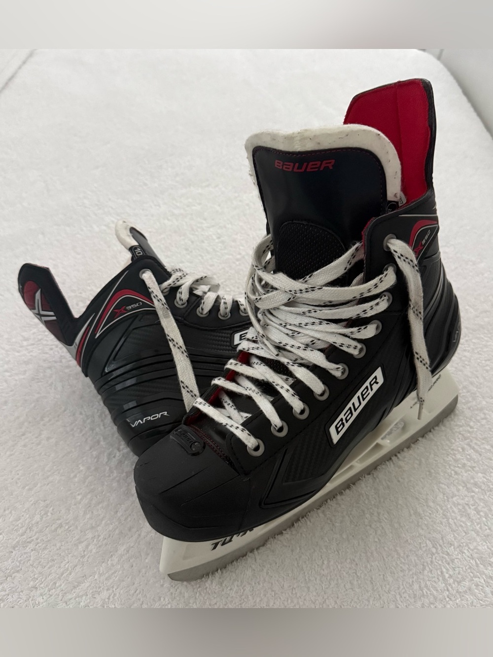 Bauer Black and Red Ice Hockey Skate Tongue